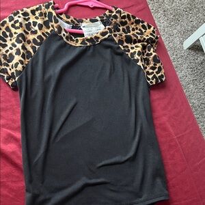 LuLaRoe Black and Leopard Print Short Sleeve Top